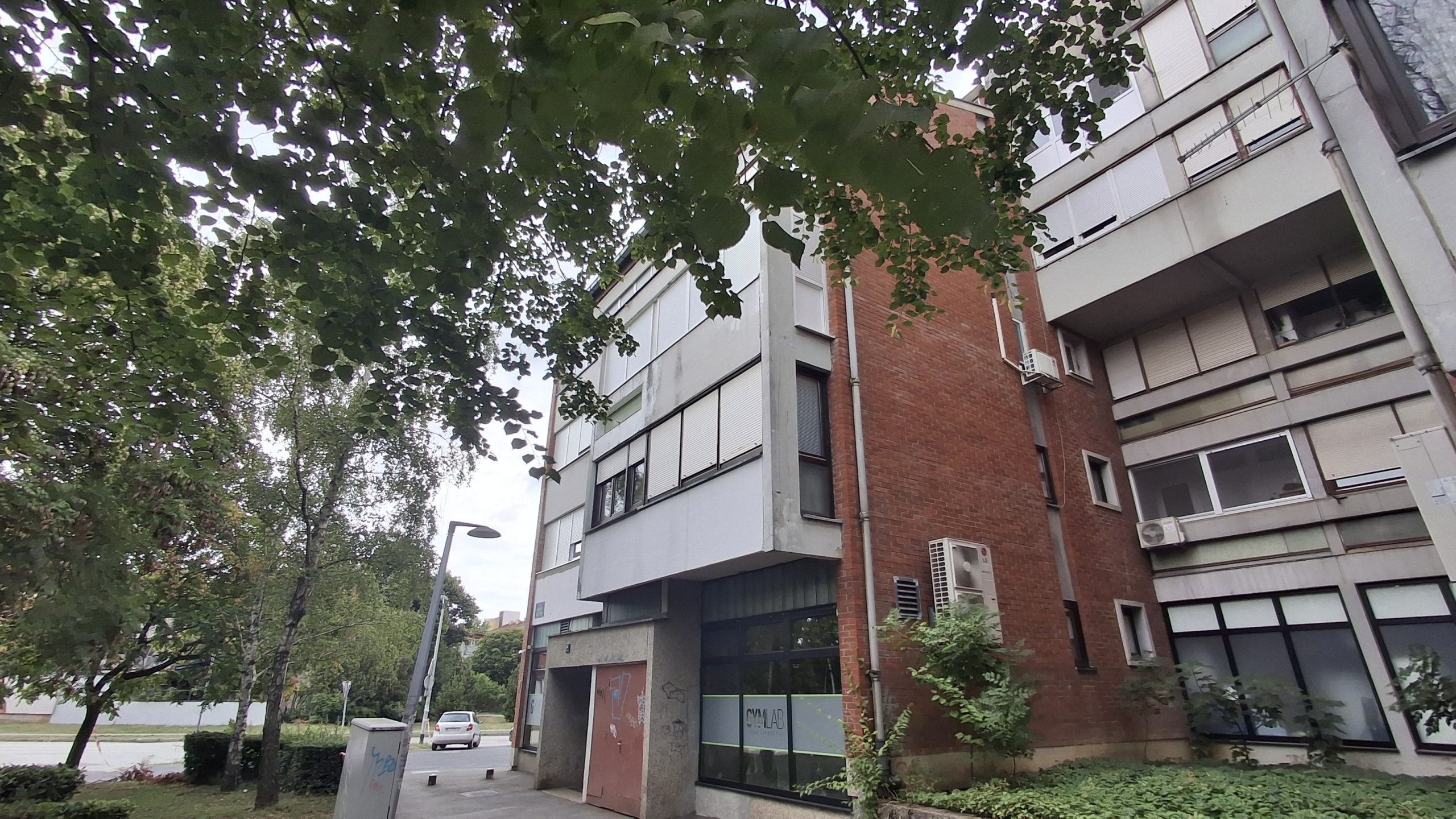 ZAGREB,Ulica Milana Rešetara,Trosobni stan s lođom i spremištem,73,80 m² - Slika 2