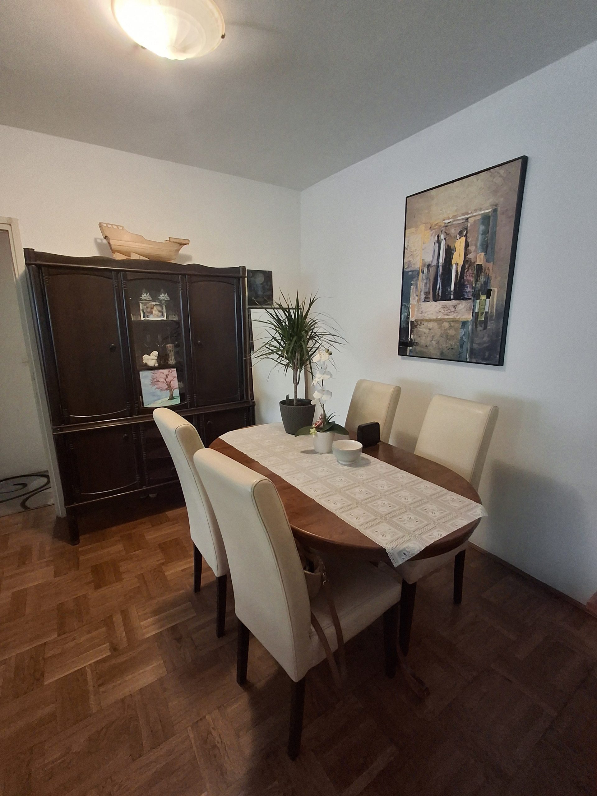ZAGREB,Ulica Milana Rešetara,Trosobni stan s lođom i spremištem,73,80 m² - Slika 12