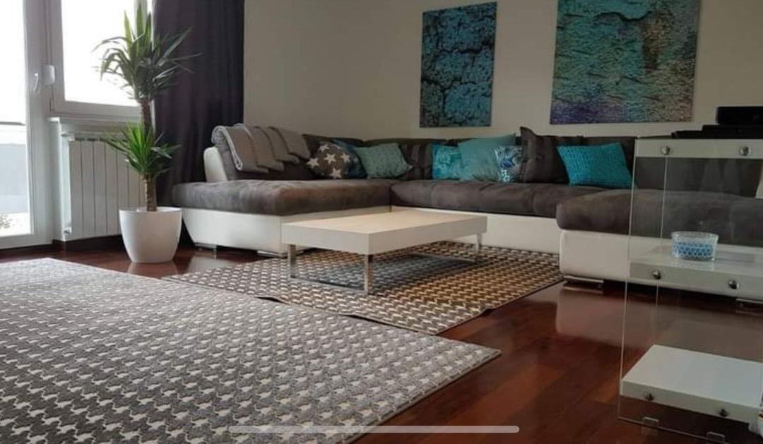 Donji grad, dvosoban stan od 67 m2, lift, BEZ PROVIZIJE ZA KUPCA!