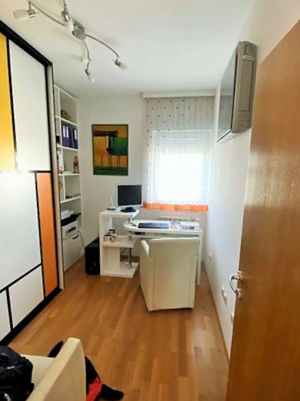 Sesvete - Novi Jelkovec 99 m2+ 2 garaže 18+18m2, BEZ PROVIZIJE ZA KUPCA! - Slika 7