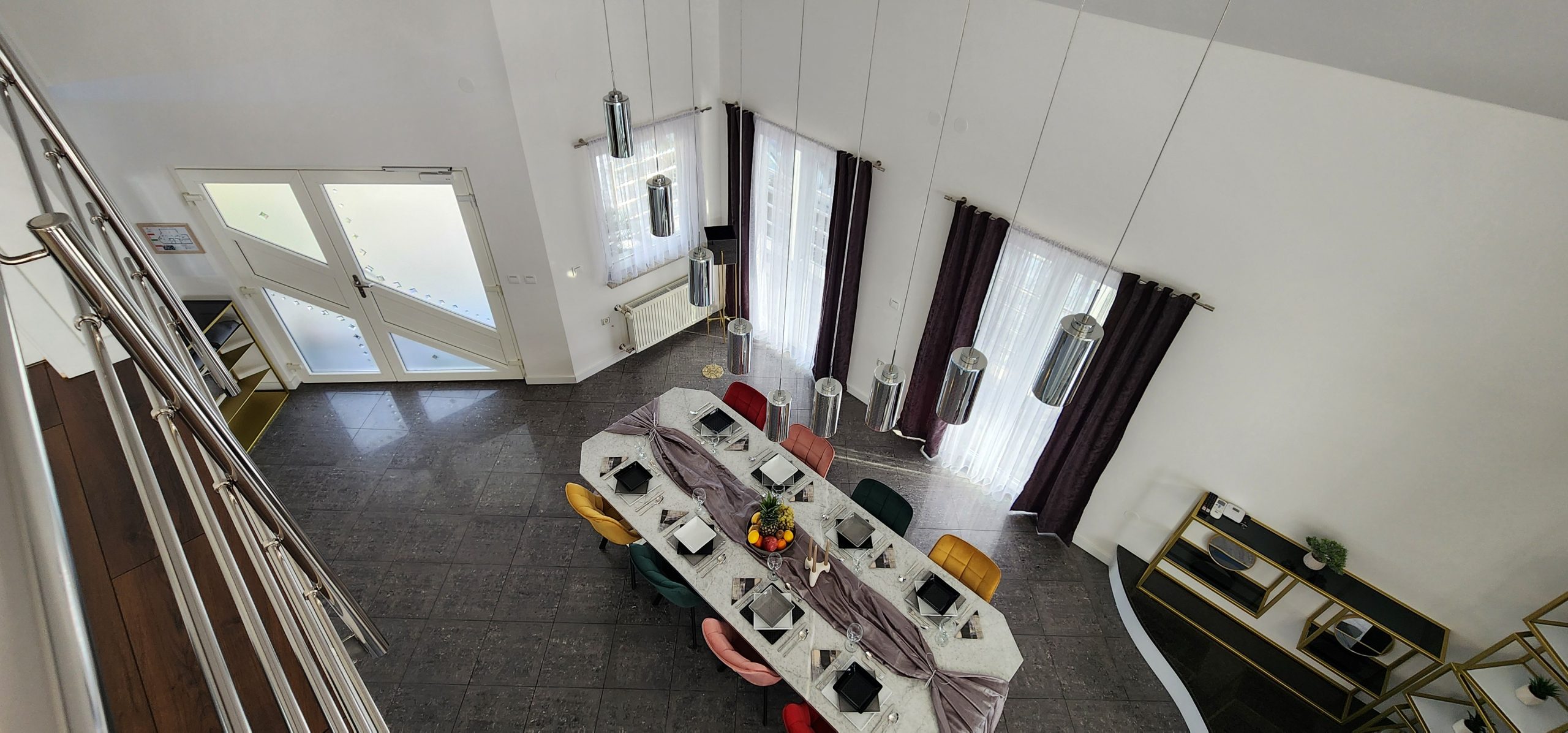 BJELOVAR, odlična kuća katnica s bazenom i lijepom okućnicom! - Slika 24