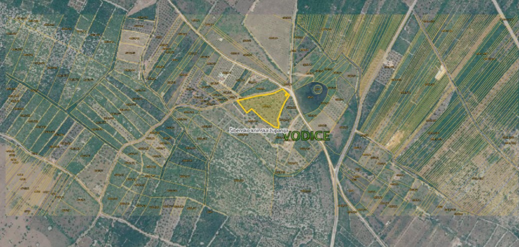 Prodaje se lijepo poljoprivredno zemljište u zaleđu Vodica! - Slika 4