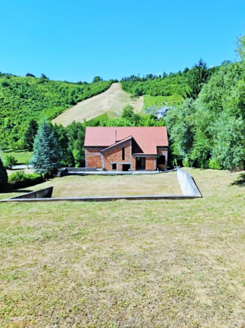 Sv. Nedelja, elegantna kuća 400 m2 s 5000 m2 zemljišta, BEZ PROVIZIJE ZA KUPCA! - Slika 13