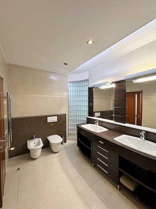 Remete, dvoetažan 4-stan od 172.00 m2, BEZ PROVIZIJE ZA KUPCA! - Slika 19