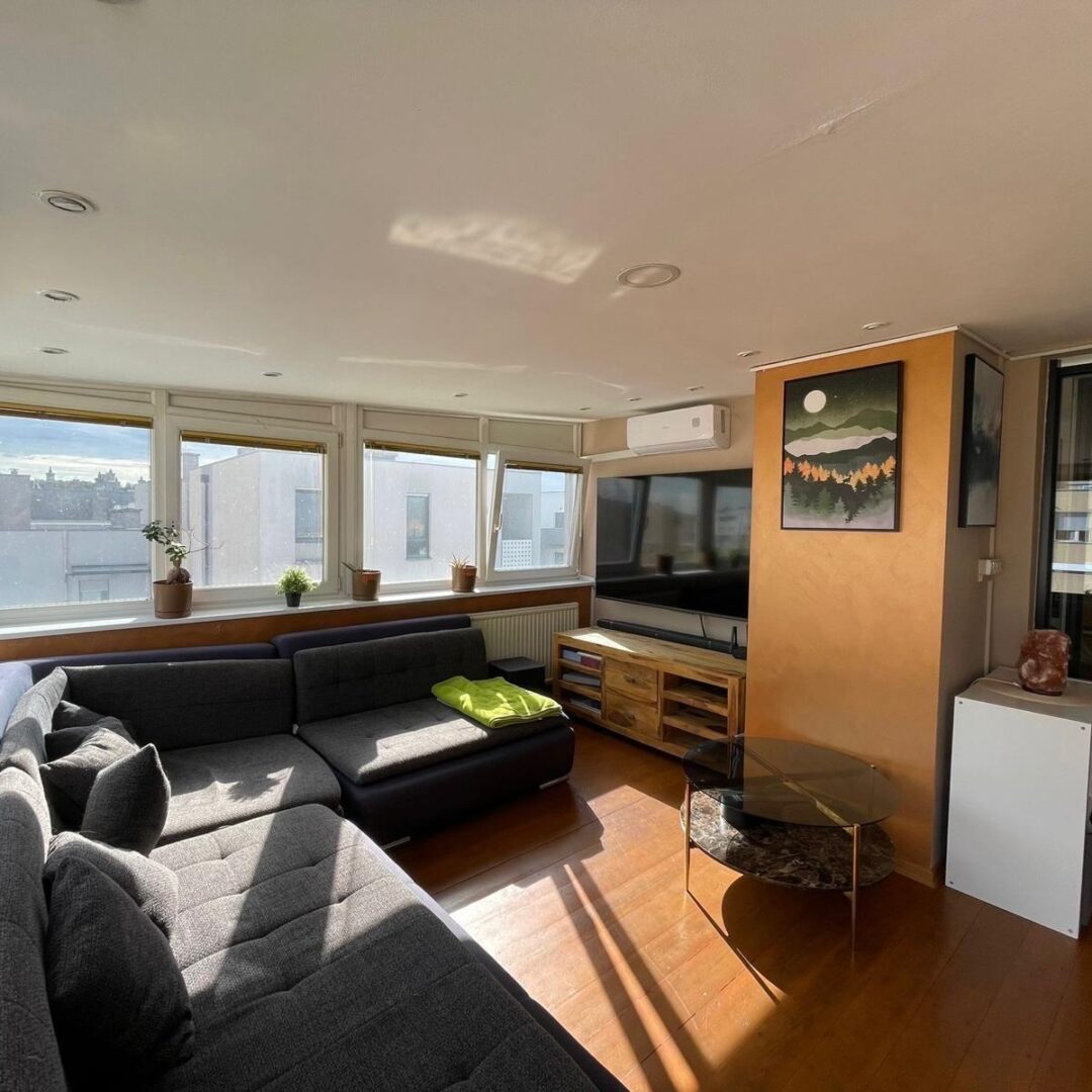 SVETA NEDEDLJA-Dom iz snova samo 10 minuta od Zagreba! Bez provizije!