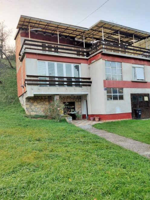 Kustošija, kuća 250 m2, BEZ PROVIZIJE ZA KUPCA! - Slika 4