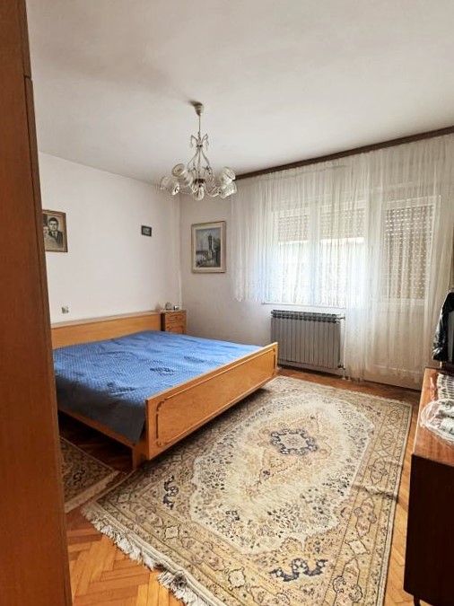 Kustošija, kuća 220,00 m² s garažom, BEZ PROVIZIJE ZA KUPCA! - Slika 3