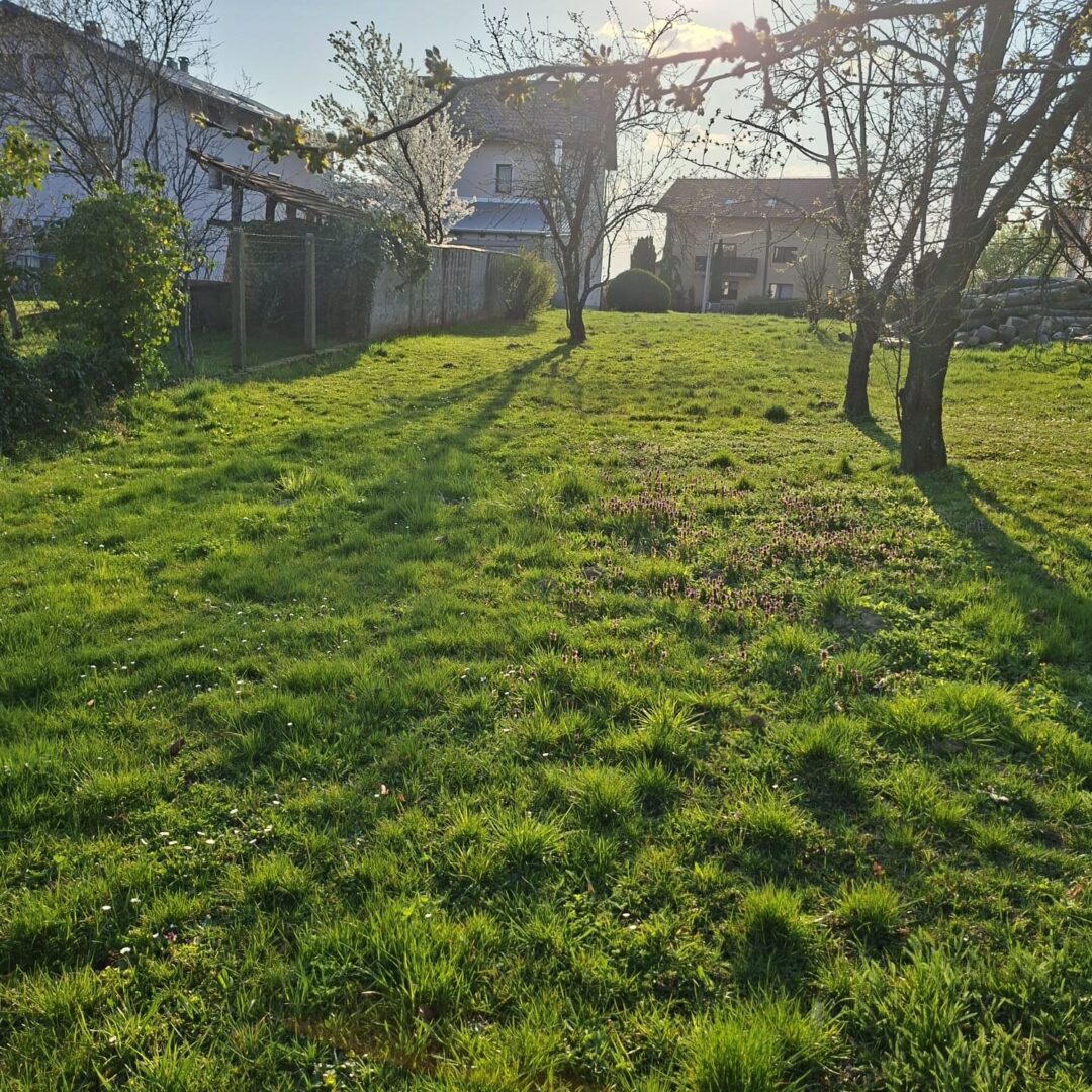 GRAĐEVINSKO ZEMLJIŠTE–3.087 m²–INVESTICIJSKA PRILIKA–GRANEŠINA, ZAGREB