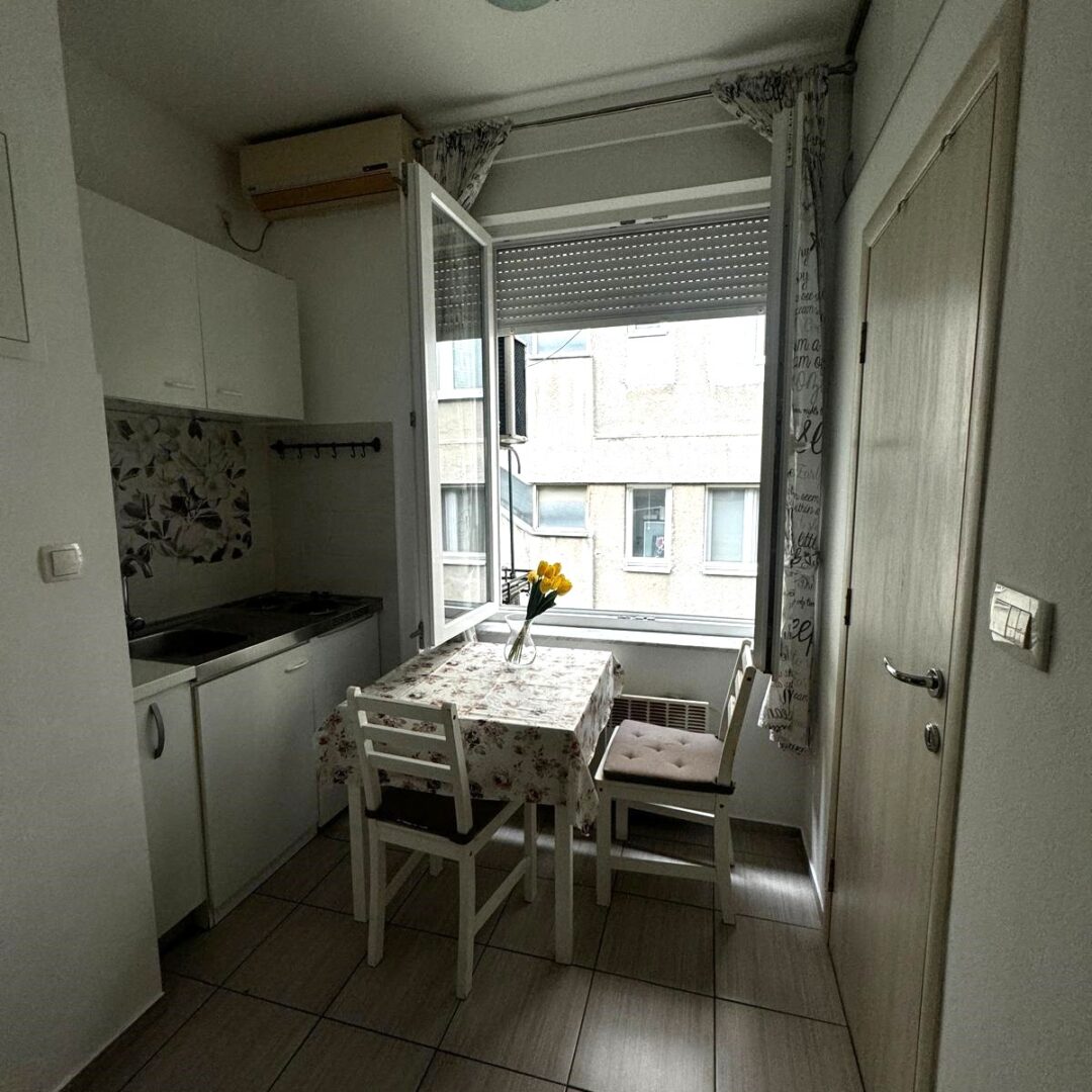 NAJAM – UREĐEN MALI STAN U ŠIREM CENTRU ZAGREBA (VUKOVIĆEVA ULICA)