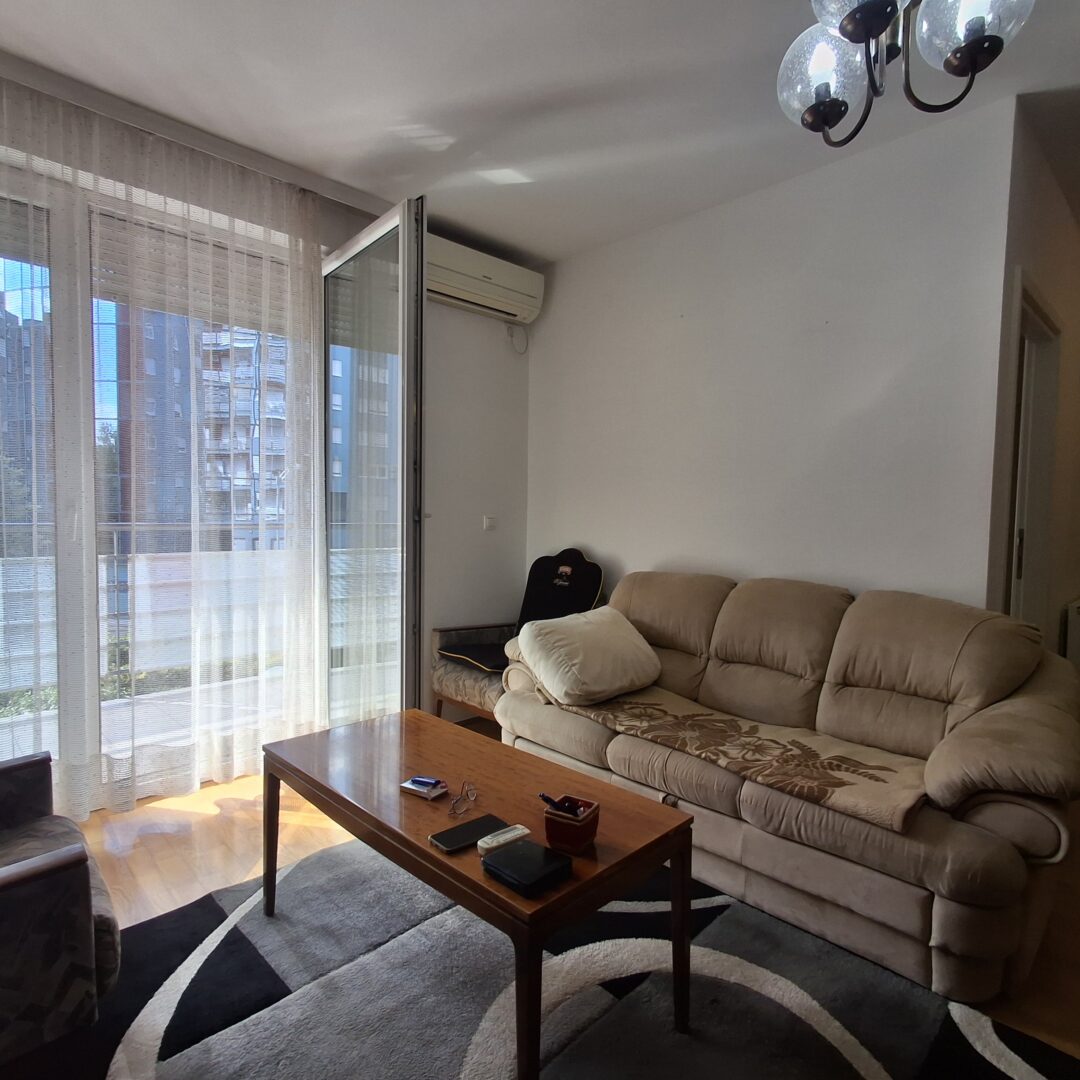 PREČKO, PETROVARADINSKA ULICA,NAMJEŠTEN DVOSOBAN STAN, PET FRIENDLY!