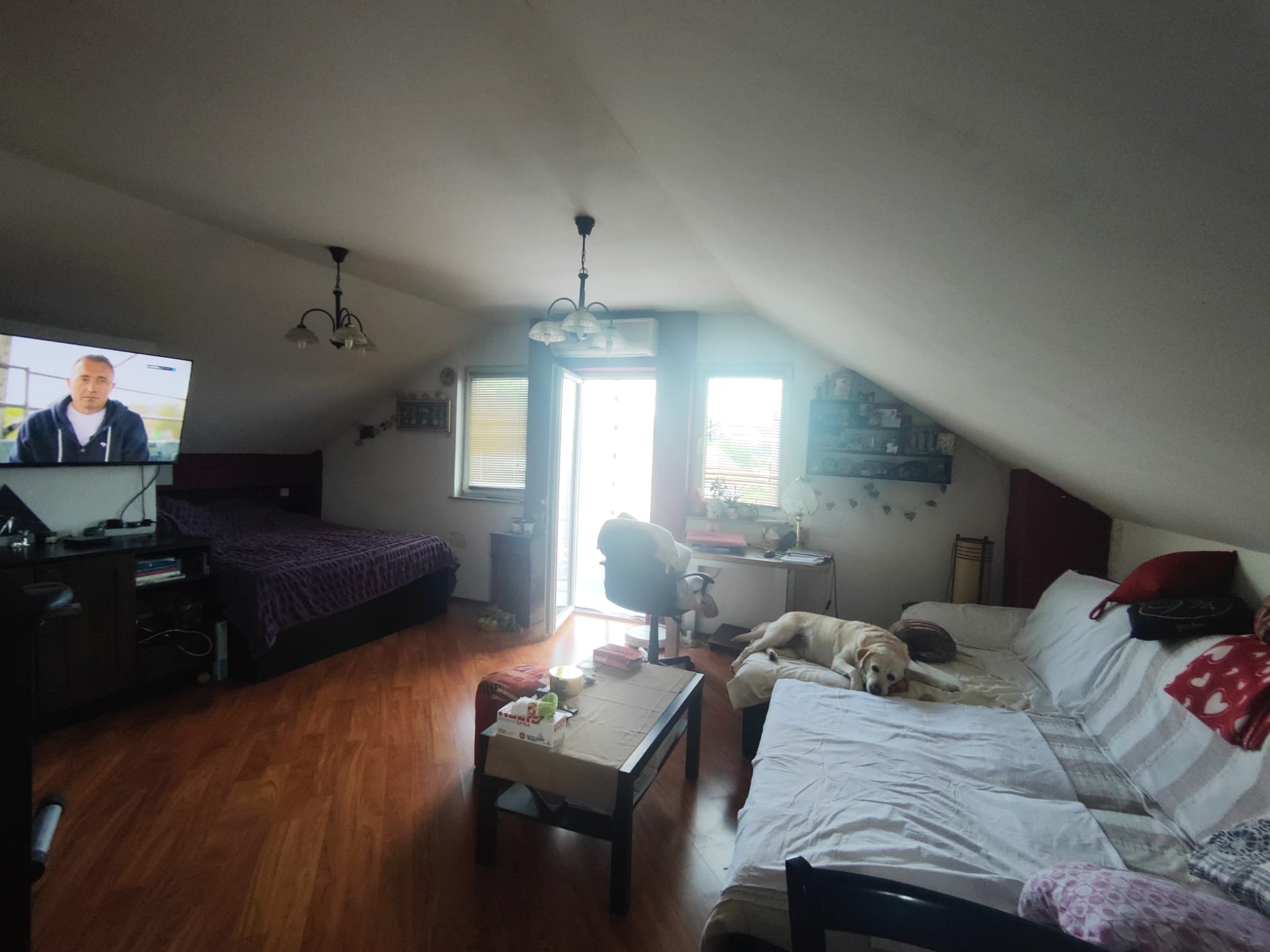 OBITELJSKA KUĆA, Zagreb (Markuševec), 219,87m2+660m2 okućnice! - Slika 21