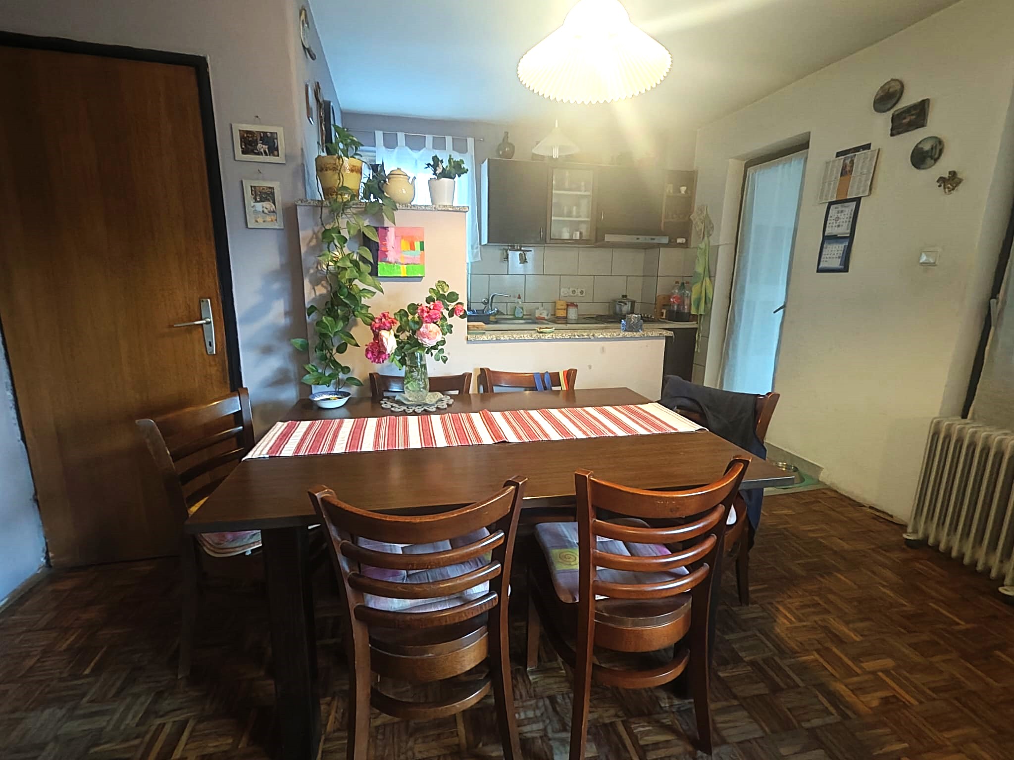 OBITELJSKA KUĆA, Zagreb (Markuševec), 219,87m2+660m2 okućnice! - Slika 3