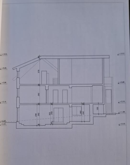 Elegantna obiteljska kuća od 350m2 s prostranom okućnicom, BEZ PROVIZIJE ZA KUPCA! - Slika 23