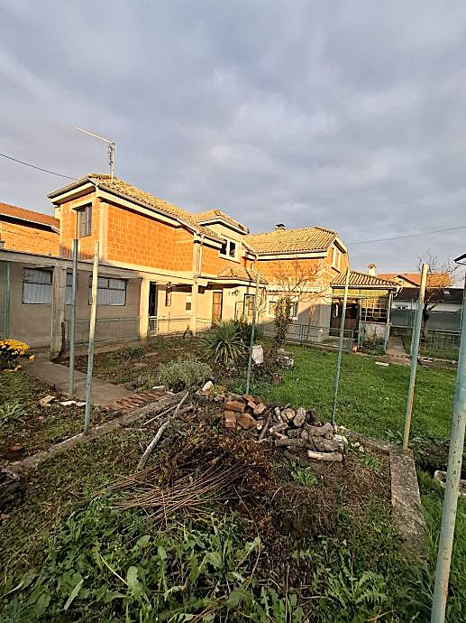 Obiteljska kuća, Žitnjak- (Resnik) od 154.00 m2, BEZ PROVIZIJE ZA KUPCA! - Slika 5