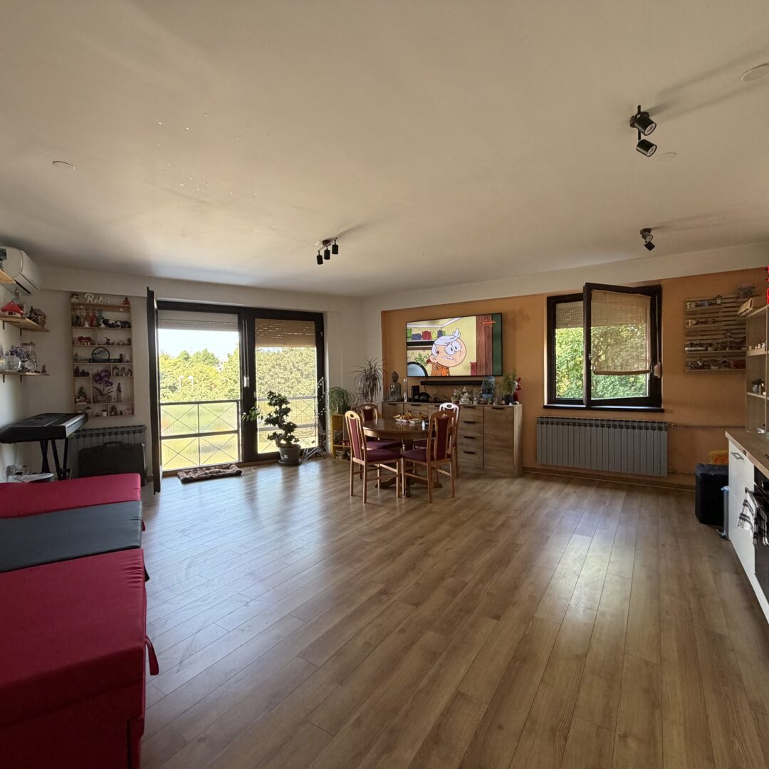 ZAGREB,Malešnica, odličan,renovirani stan od 63,53m2!