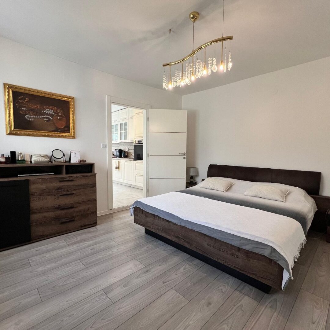 Gornji Bukovac, dvojana kuća s 4 zasebna stana  250 m2 , BEZ PROVIZIJE ZA KUPCA!