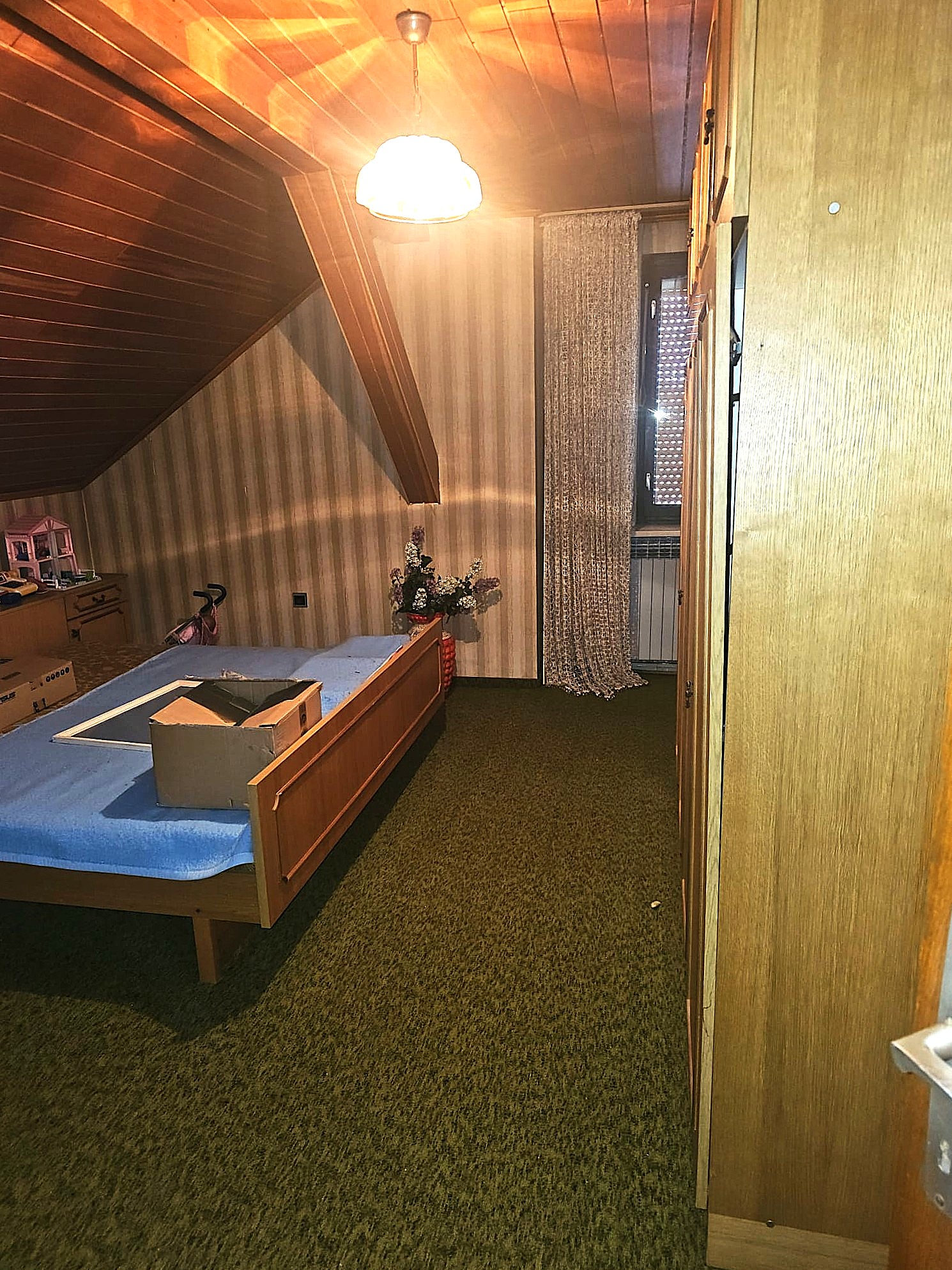 Ogulin, elegantna obiteljska kuća 400m2, BEZ PROVIZIJE ZA KUPCA! - Slika 18