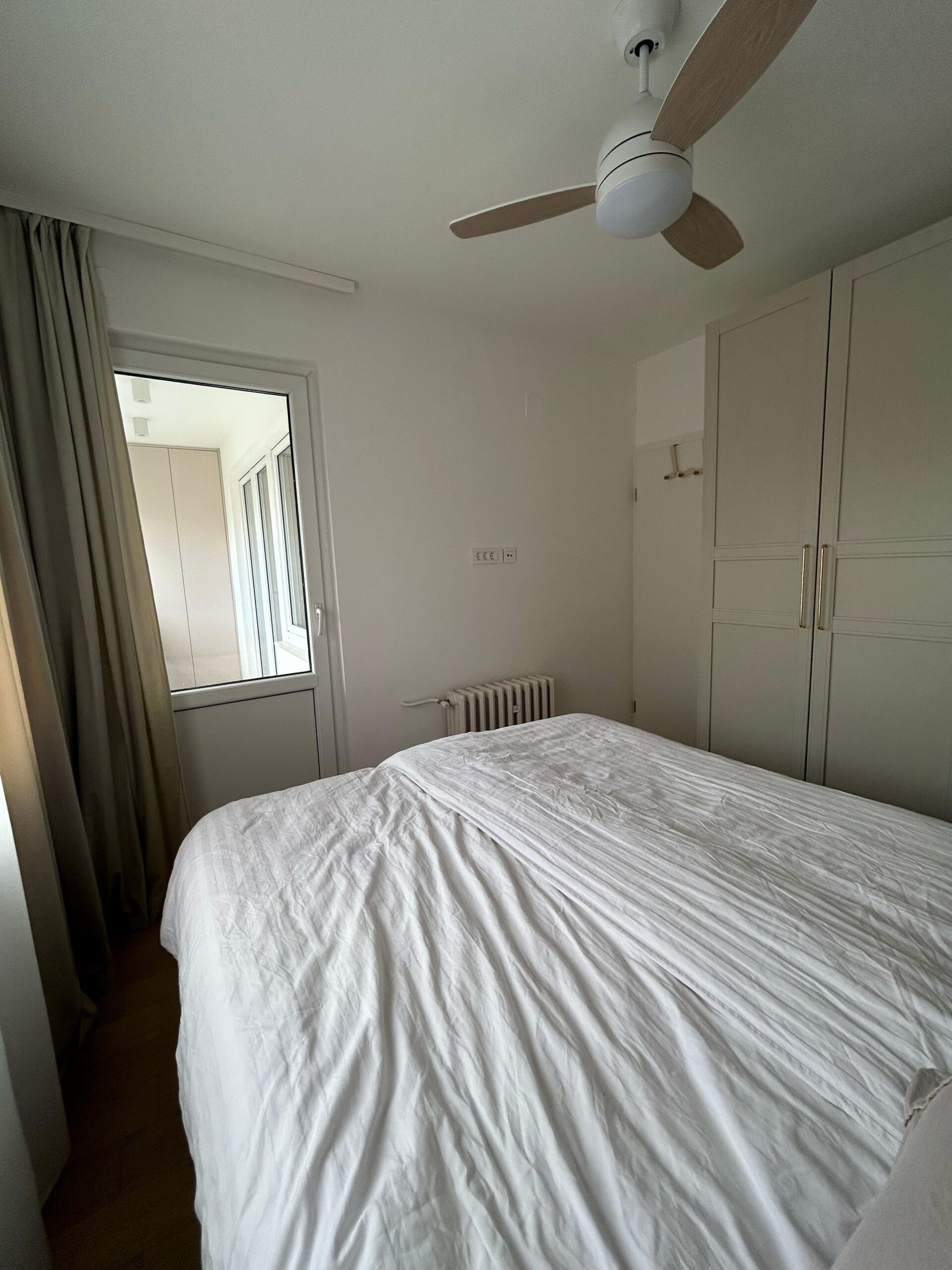 IZNAJMLJUJE SE MODERNO UREĐEN DVOSOBAN STAN,VOLTINO,ZAGREB - Slika 15