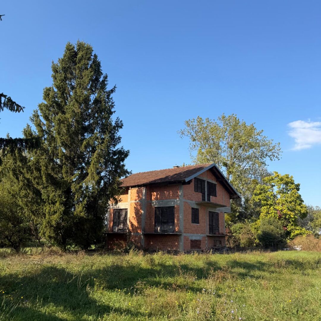 BUKEVJE(Velika Gorica)–SAMOSTOJEĆA KUĆA ZA RENOVACIJU 280 m² NA PARCELI OD 2.307 m²