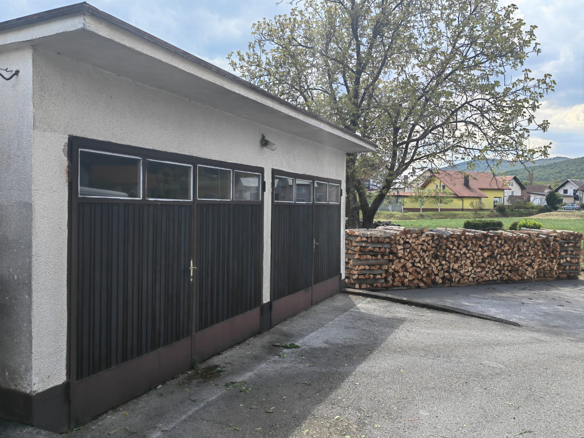 Ogulin, elegantna obiteljska kuća 400m2, BEZ PROVIZIJE ZA KUPCA! - Slika 9
